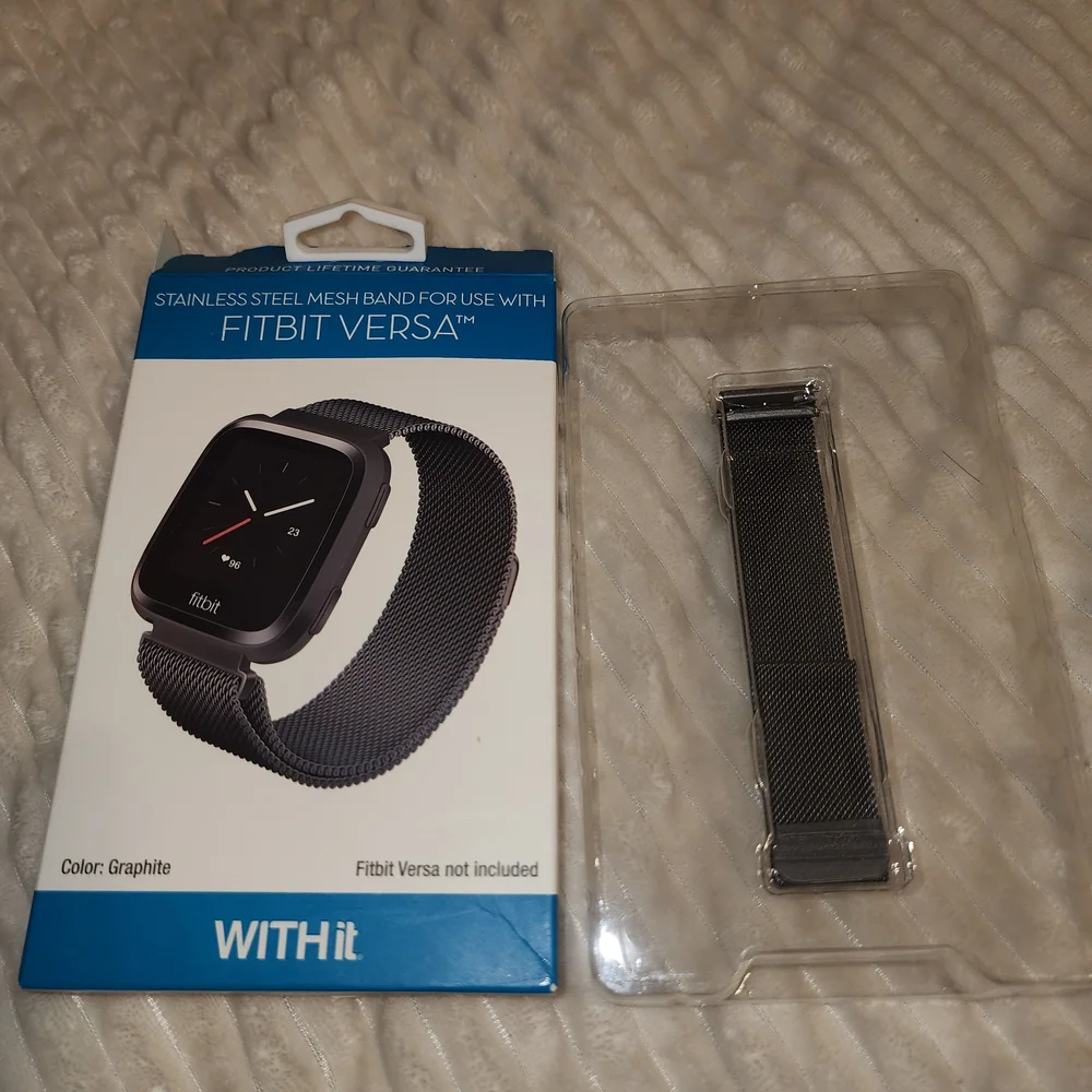 Fitbit Versa Graphite Steel Mesh Band
